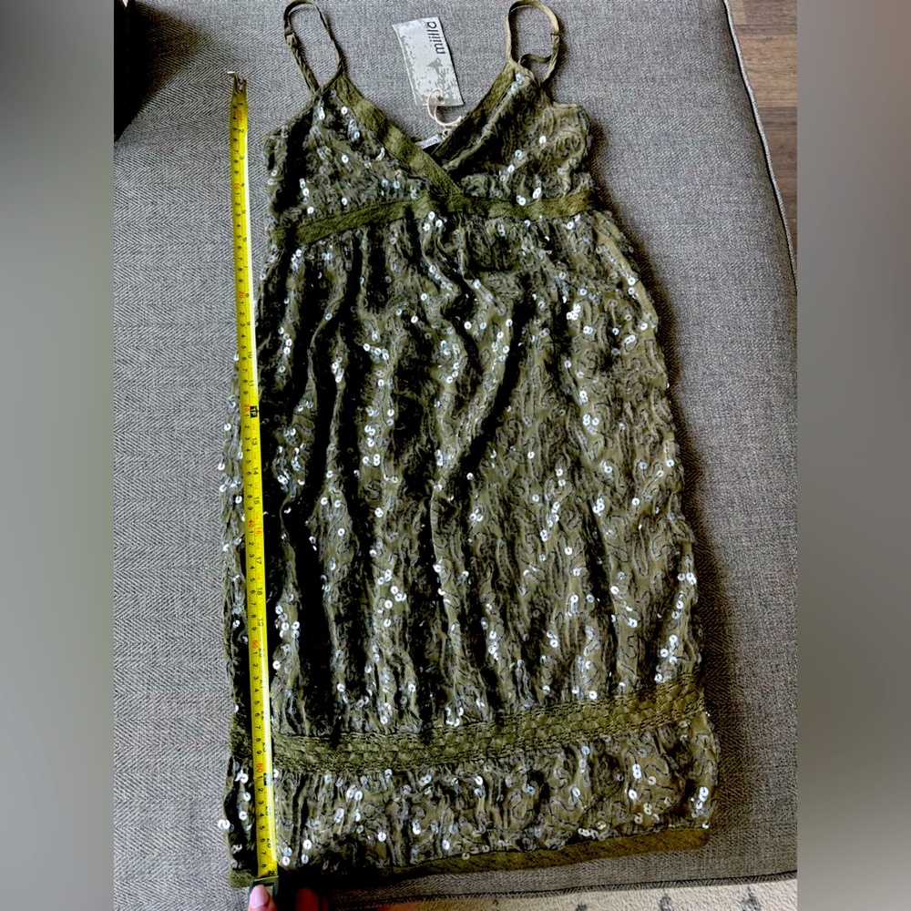Miilla NWT sequin dark or forest green dress